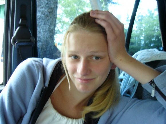 p1000353